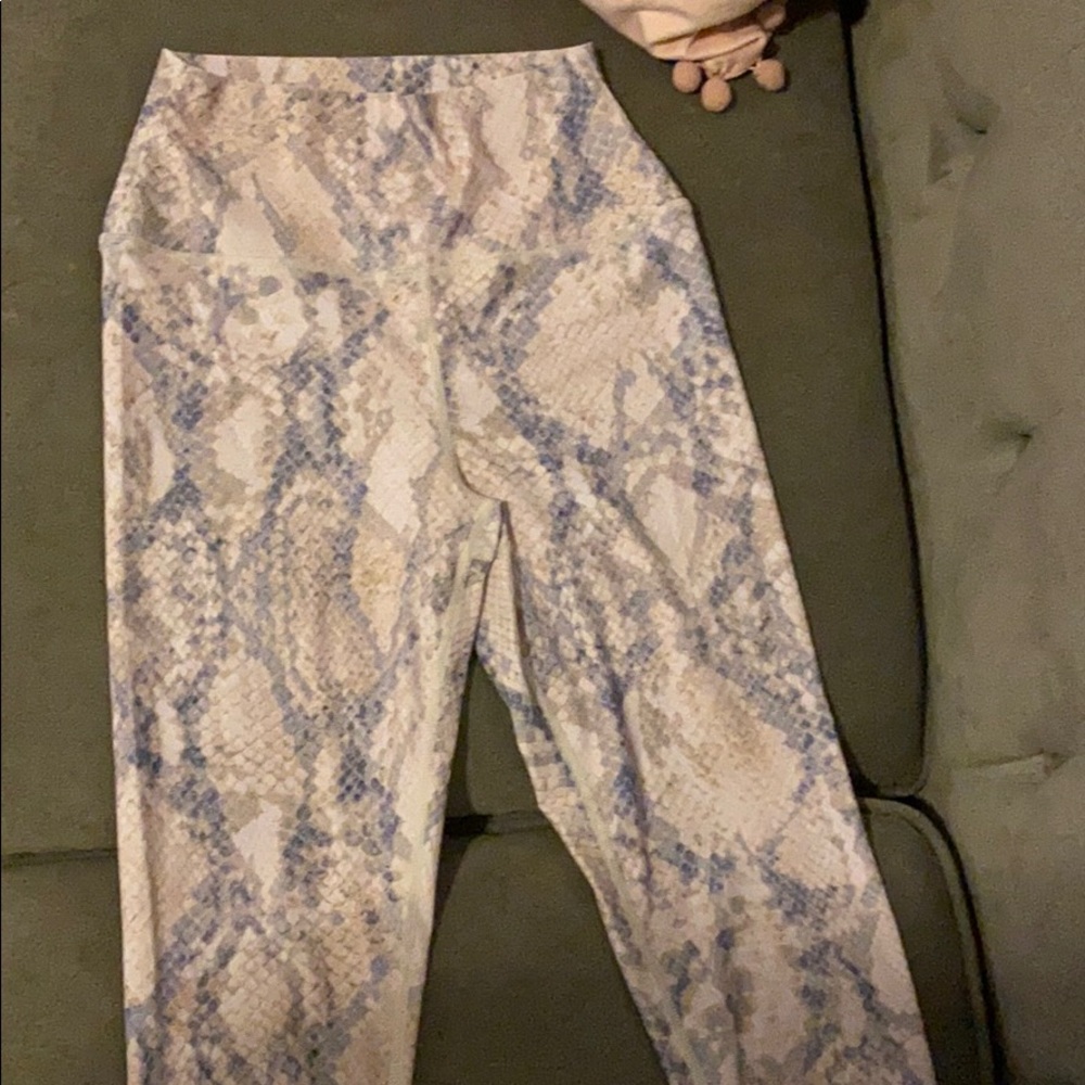 Carbon 38 Snakeskin leggings